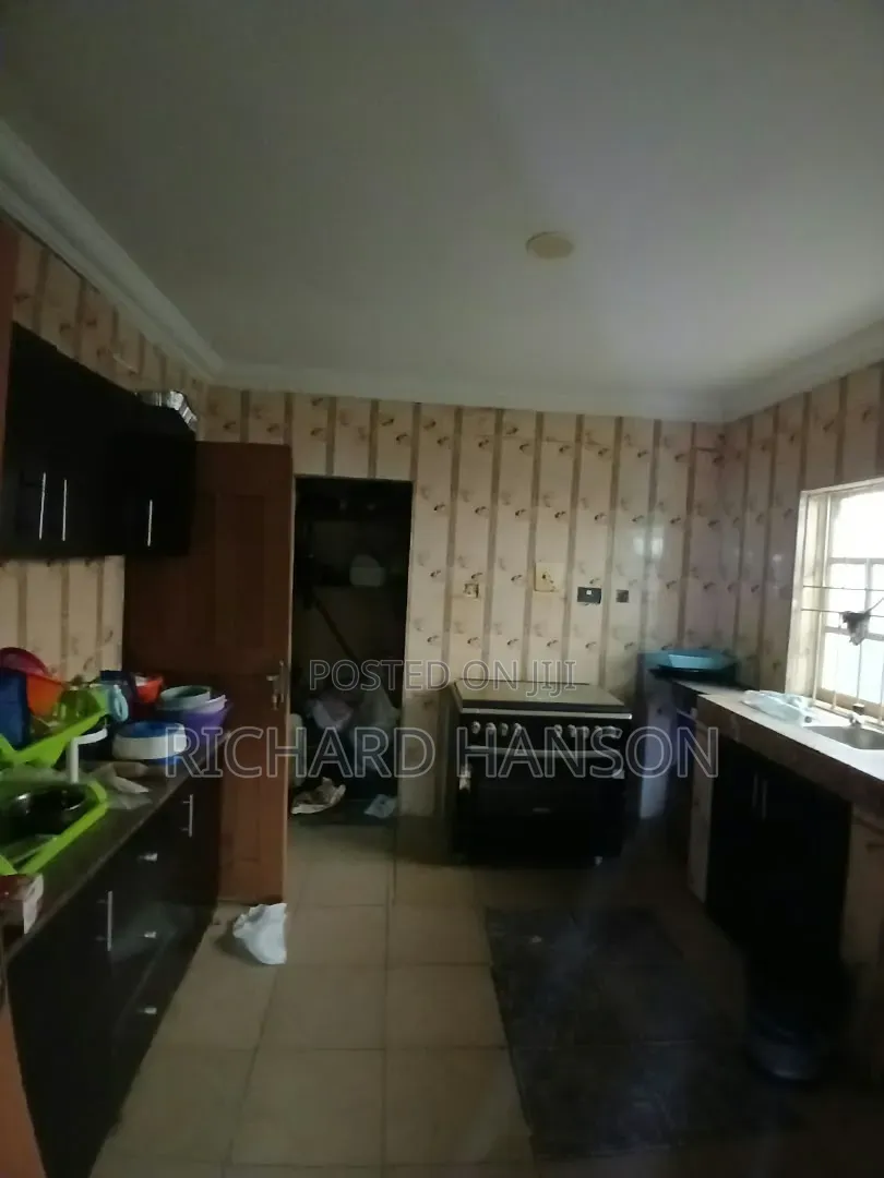 3bdrm Bungalow in In Awoyaya for sale in Awoyaya