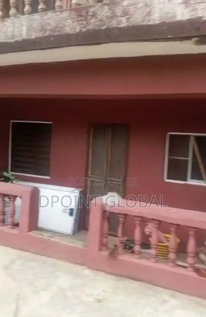 16bdrm Block of Flats in In Estate, Idimu for sale in Idimu