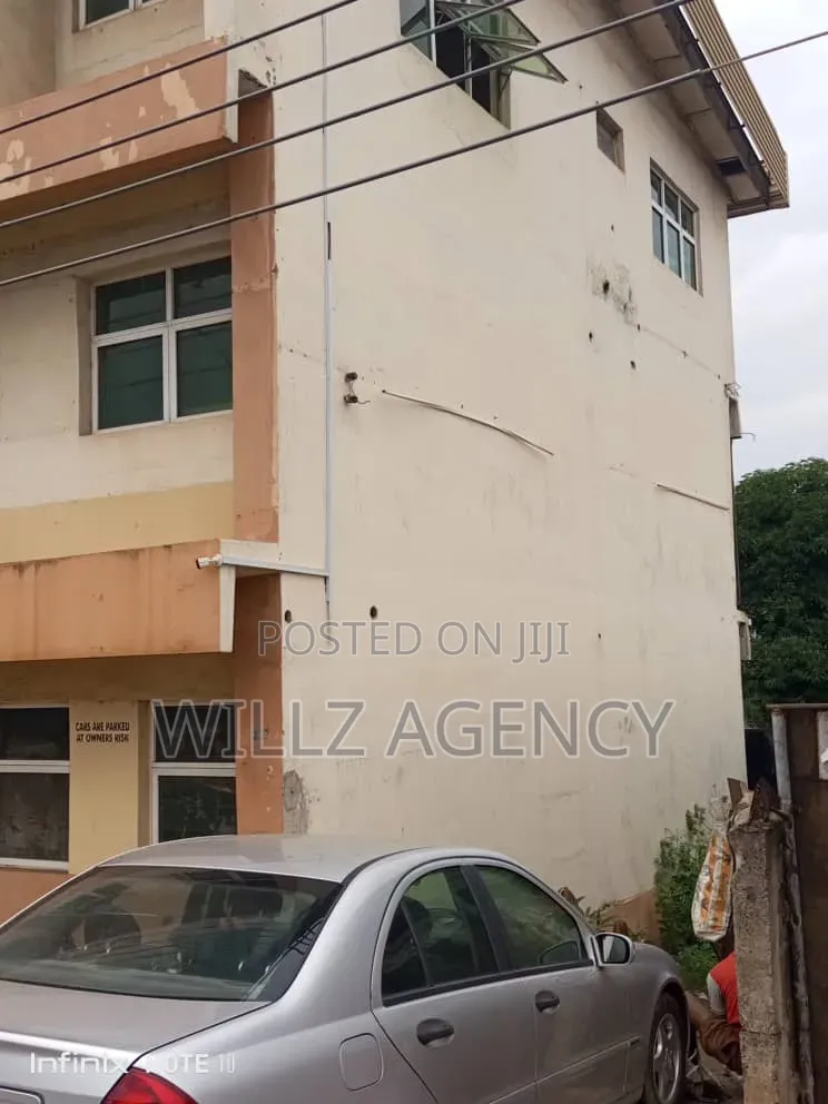 2bdrm Block of Flats in Enugu for sale in Enugu