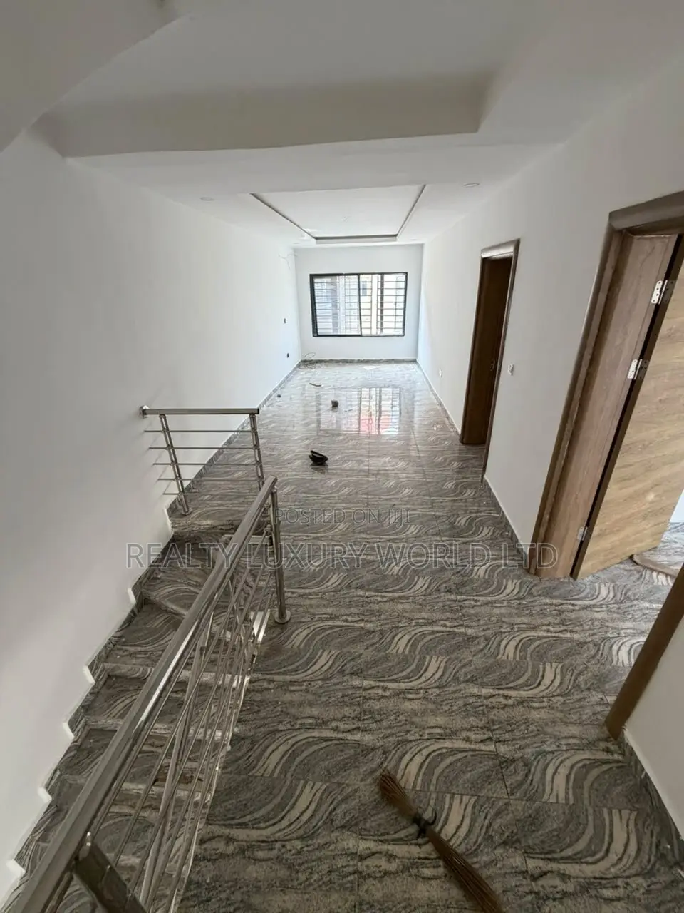 4bdrm Townhouse/Terrace in Kado for sale in Kado