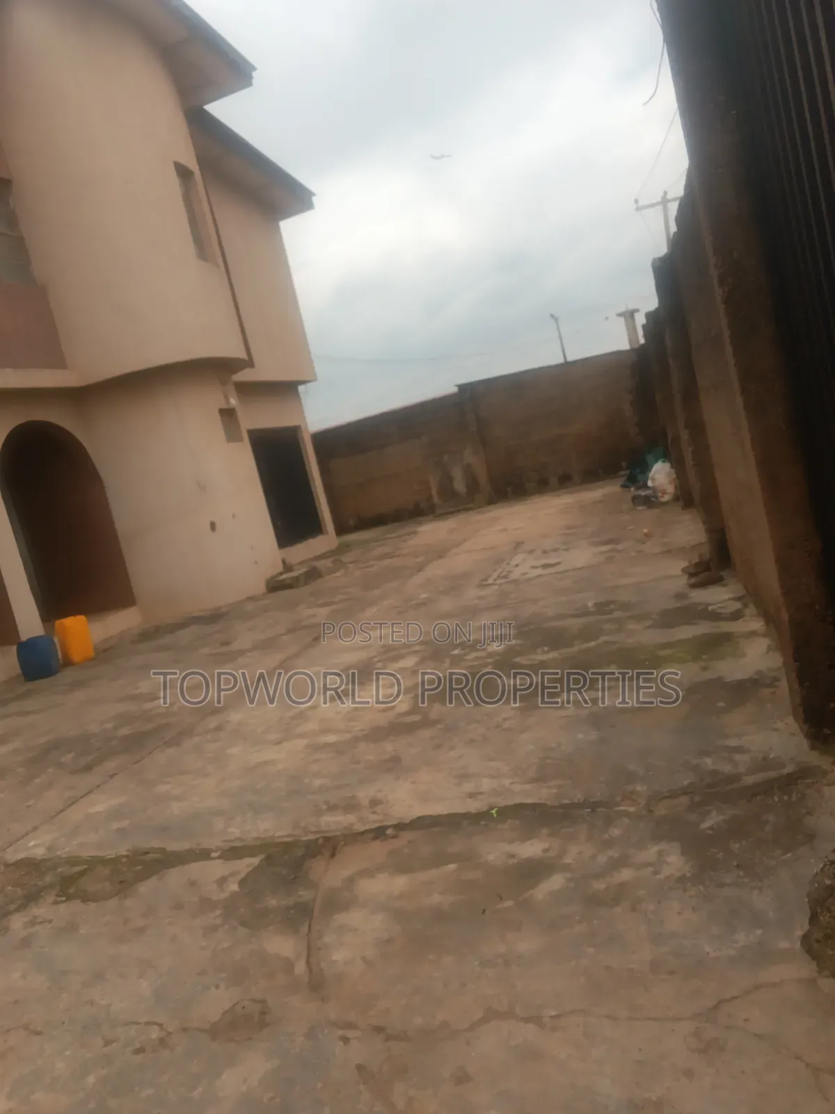 6bdrm Duplex in Taju Bello Iju for sale in Iju