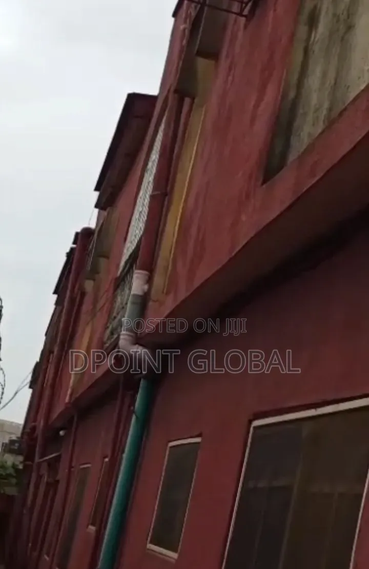 10bdrm Block of Flats in Not Estate, Ejigbo / Ejigbo for sale in Ejigbo / Ejigbo