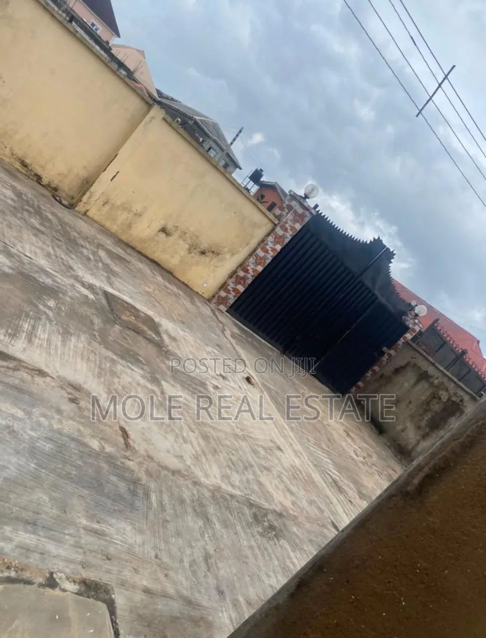 Furnished 3bdrm Bungalow in Egan, Ikotun / Ikotun/Igando for sale in Ikotun / Ikotun/Igando