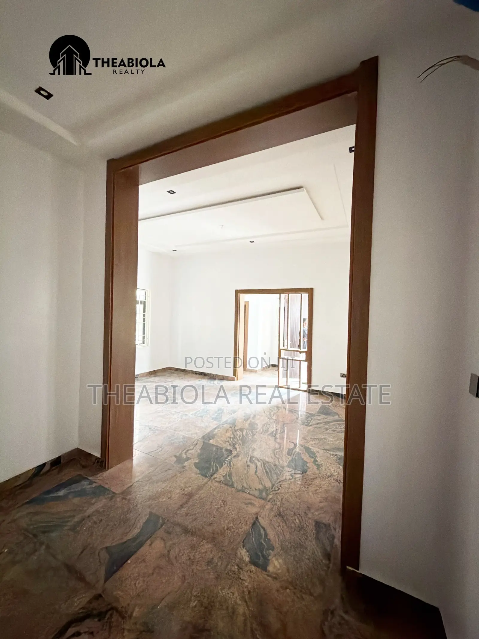 4bdrm Duplex in Guzape, Abuja for sale in Guzape District