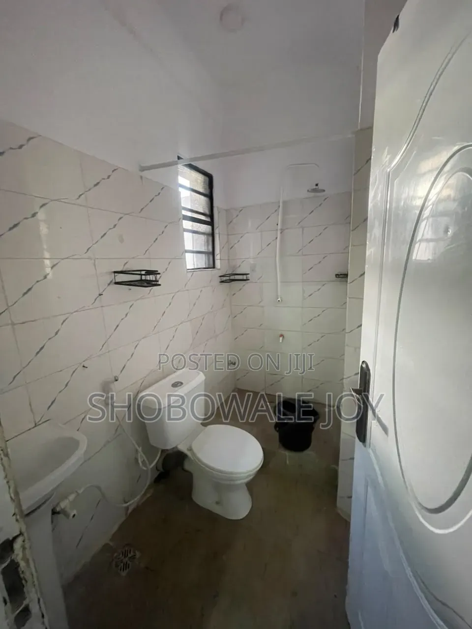 Mini Flat in Osapa London. for rent in Osapa london