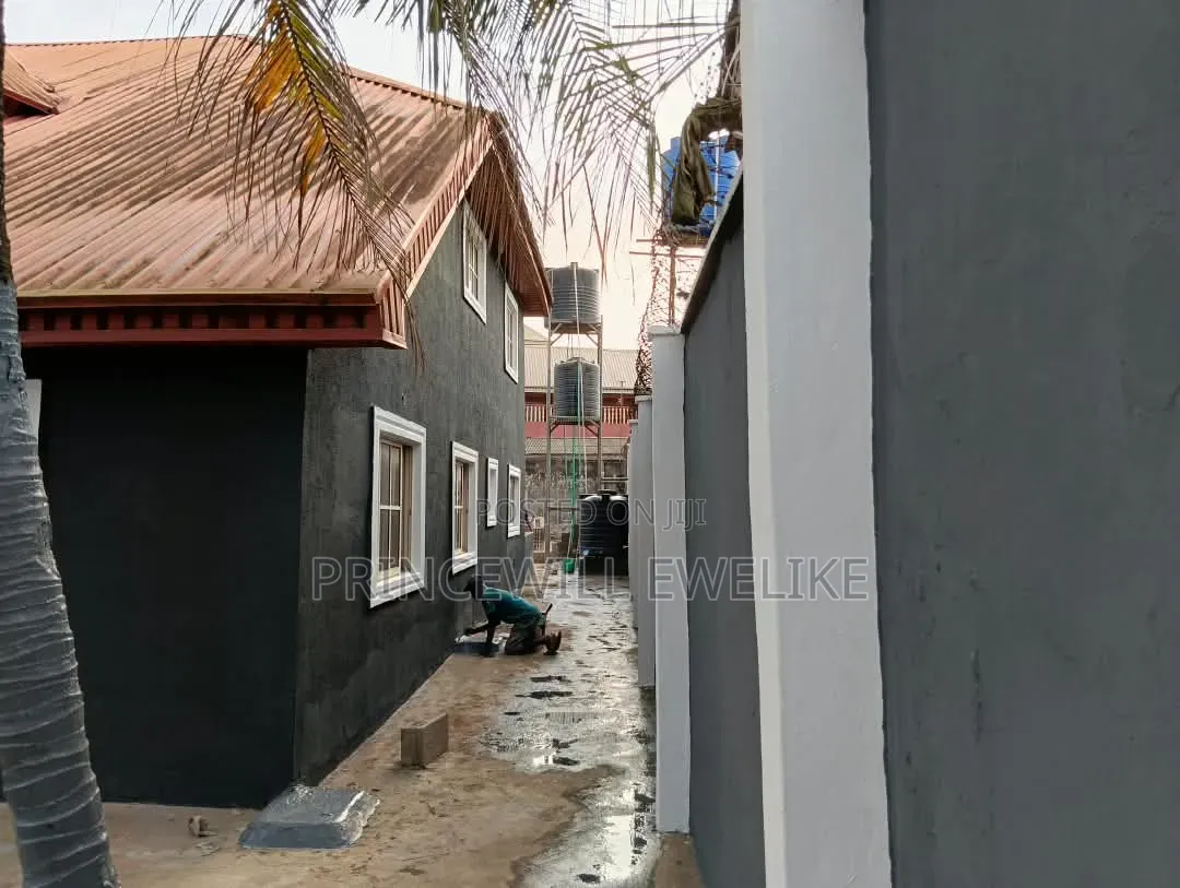 6bdrm Duplex in Ifesowapo Estate, Ifo for sale in Ifo