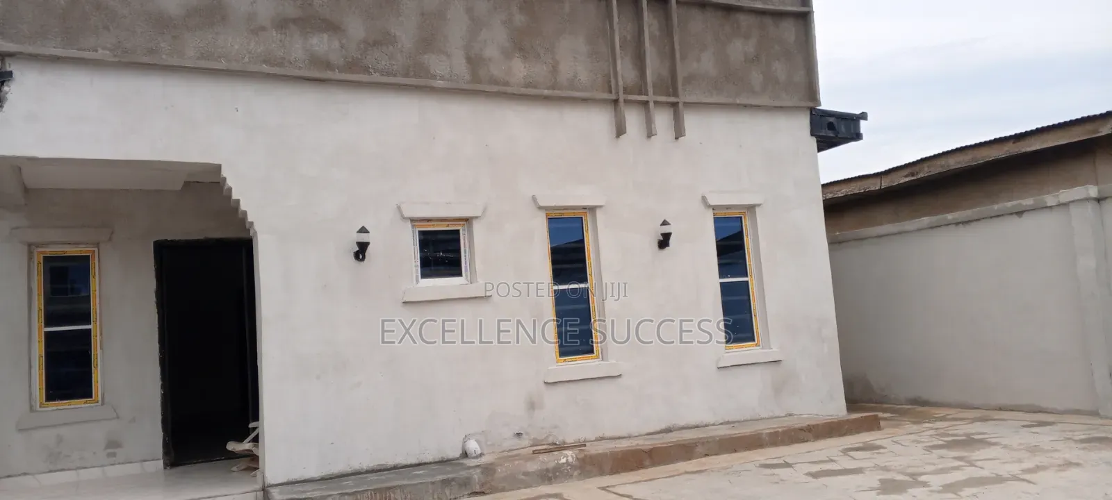 2bdrm Bungalow in Governor Ikotun, College for sale in College