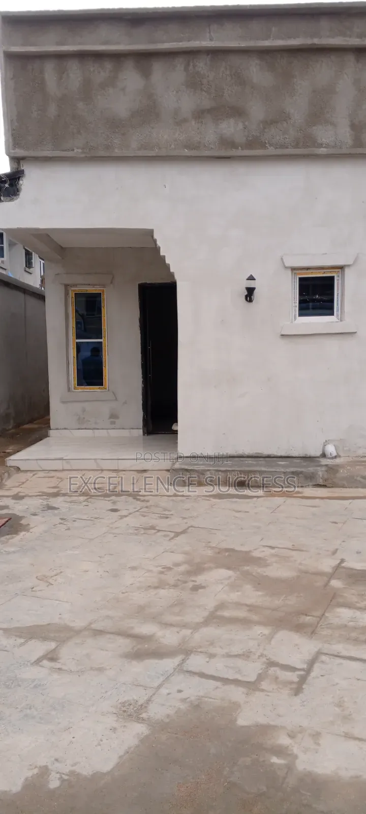 2bdrm Bungalow in Governor Ikotun, College for sale in College