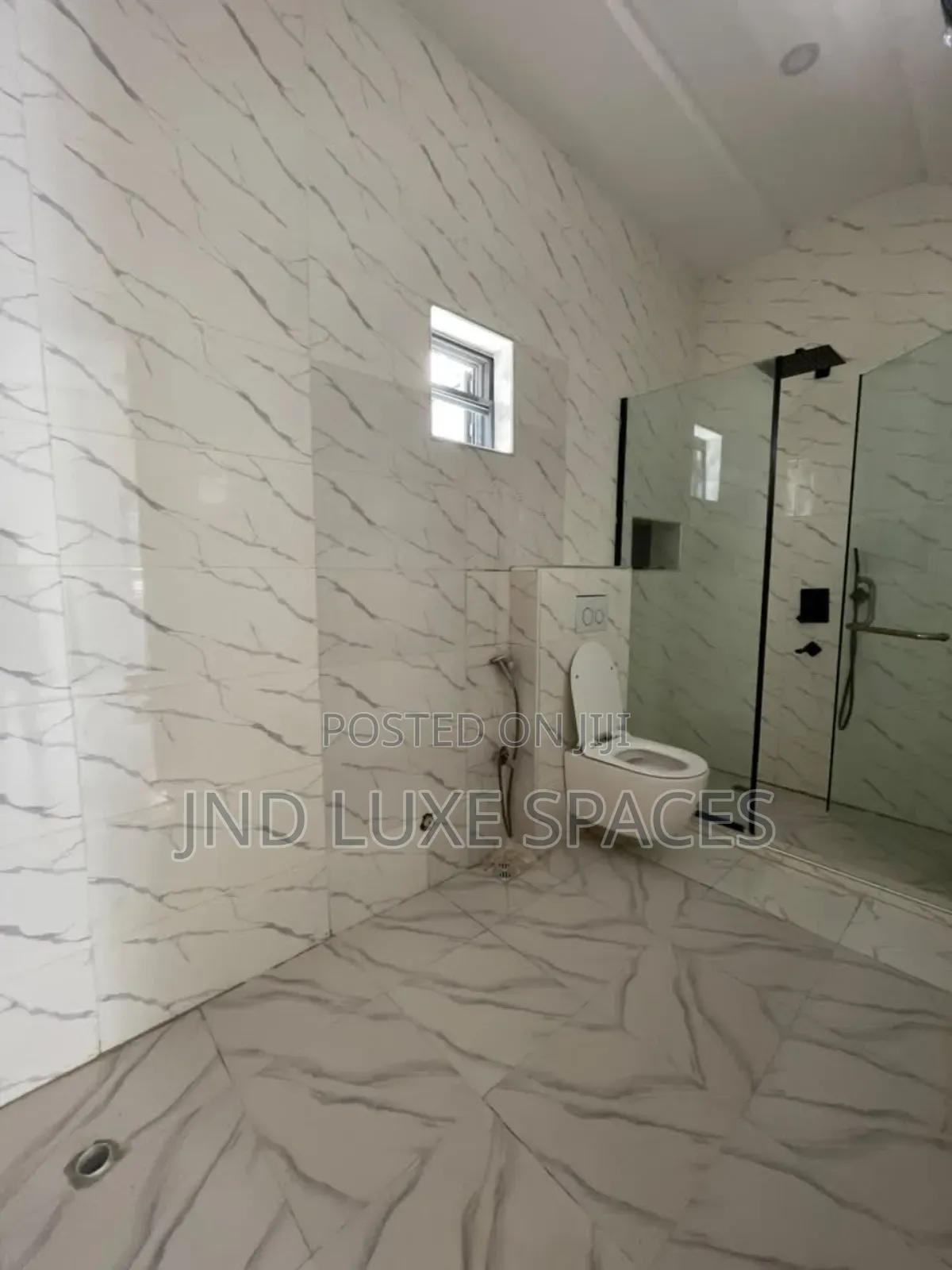 3bdrm Duplex in Ikota for rent in Ikota