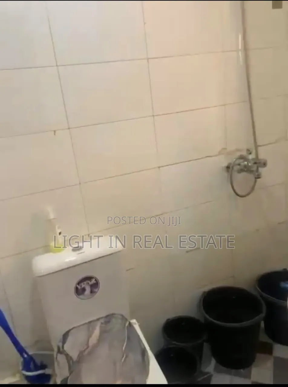 8bdrm Block of Flats in Oke-Ira / Ogba for sale in Oke-Ira / Ogba
