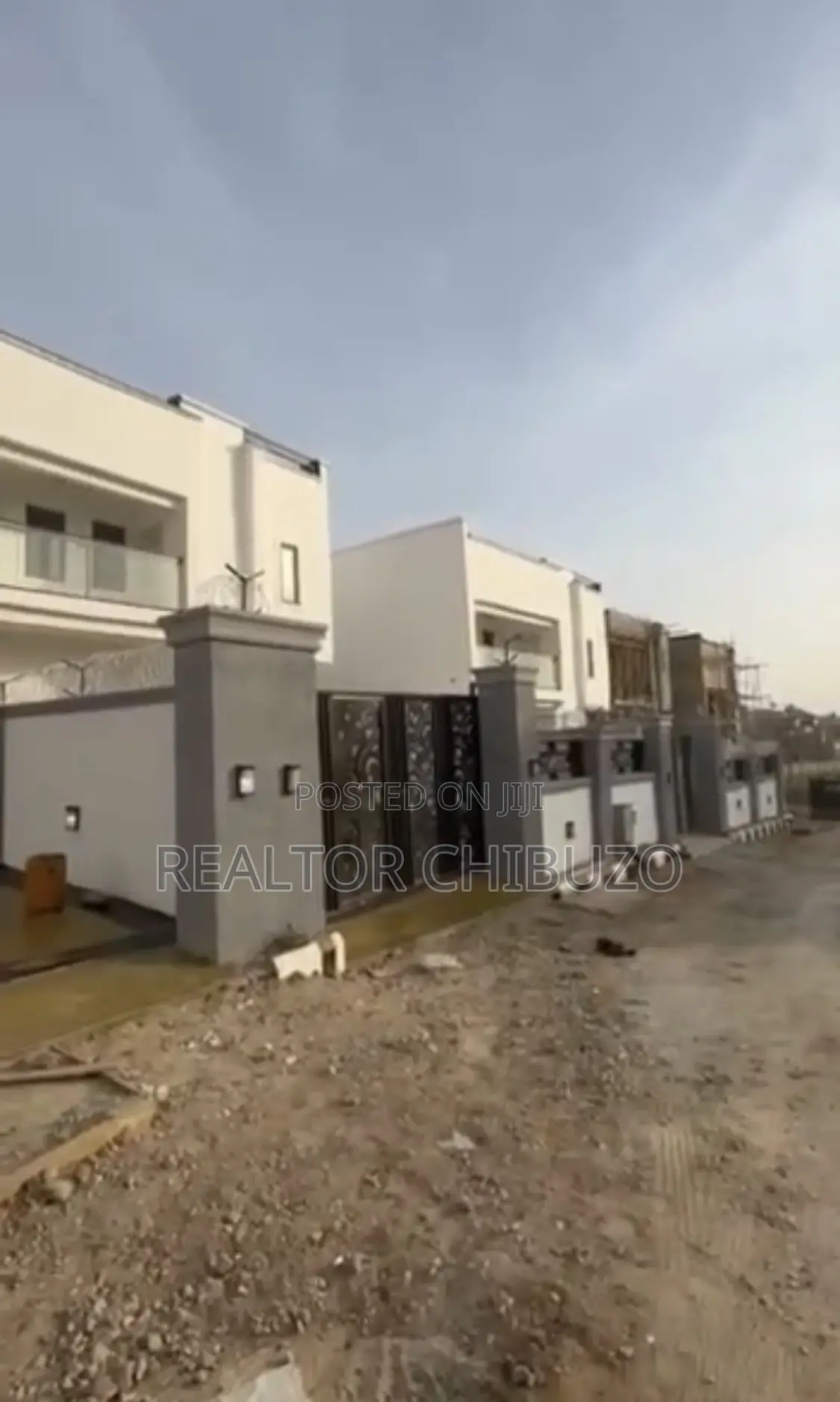 4bdrm Duplex in Abuja Top Realty, FHA for sale in FHA