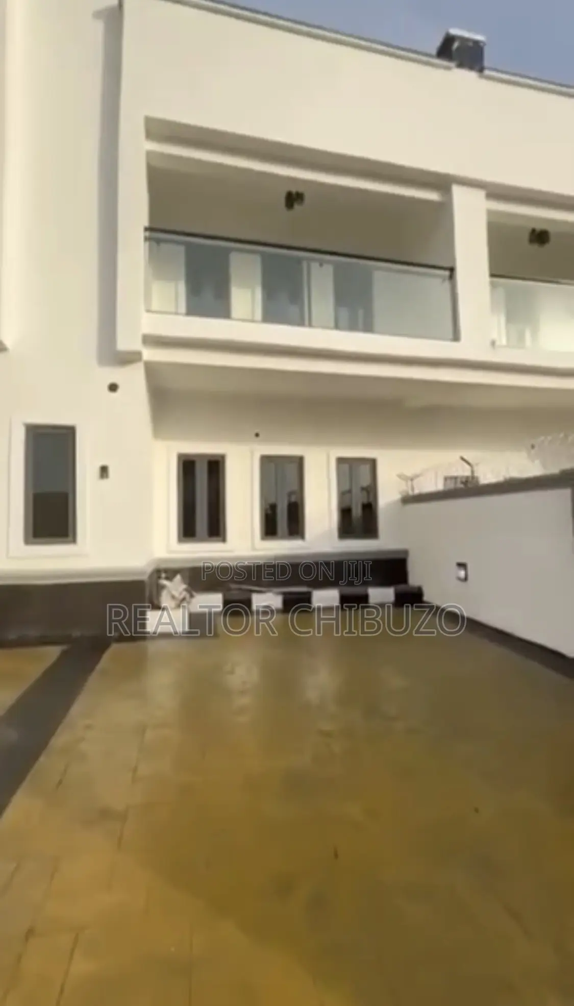 4bdrm Duplex in Abuja Top Realty, FHA for sale in FHA