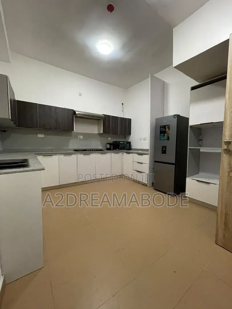 Furnished 4bdrm Duplex in Ikeja for rent in Ikeja GRA