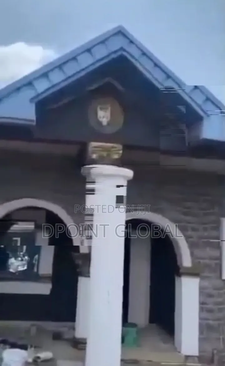 3bdrm Bungalow in Not Estate, Abaranje for sale in Abaranje