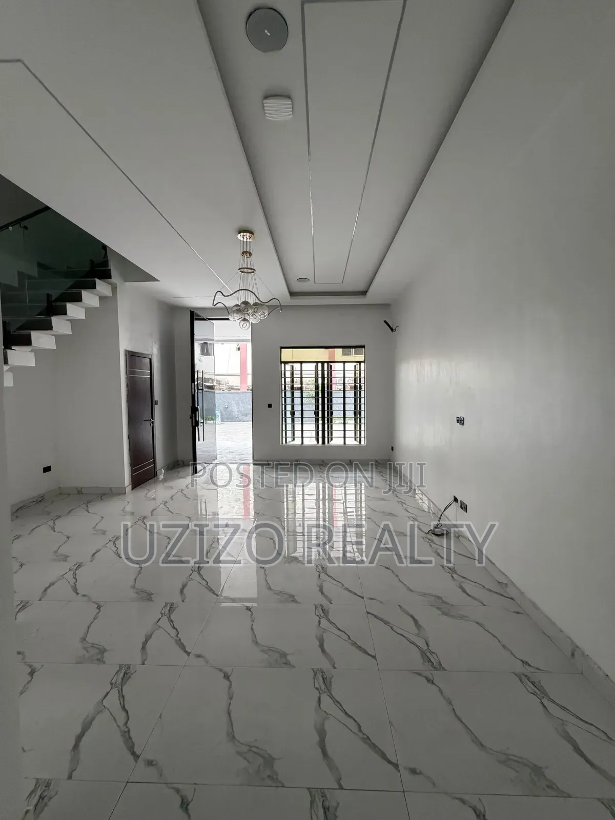 4bdrm Duplex in Osapa for sale in Osapa london