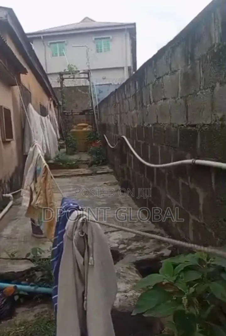 3bdrm Bungalow in Not Estate, Ipaja / Ipaja for sale in Ipaja / Ipaja