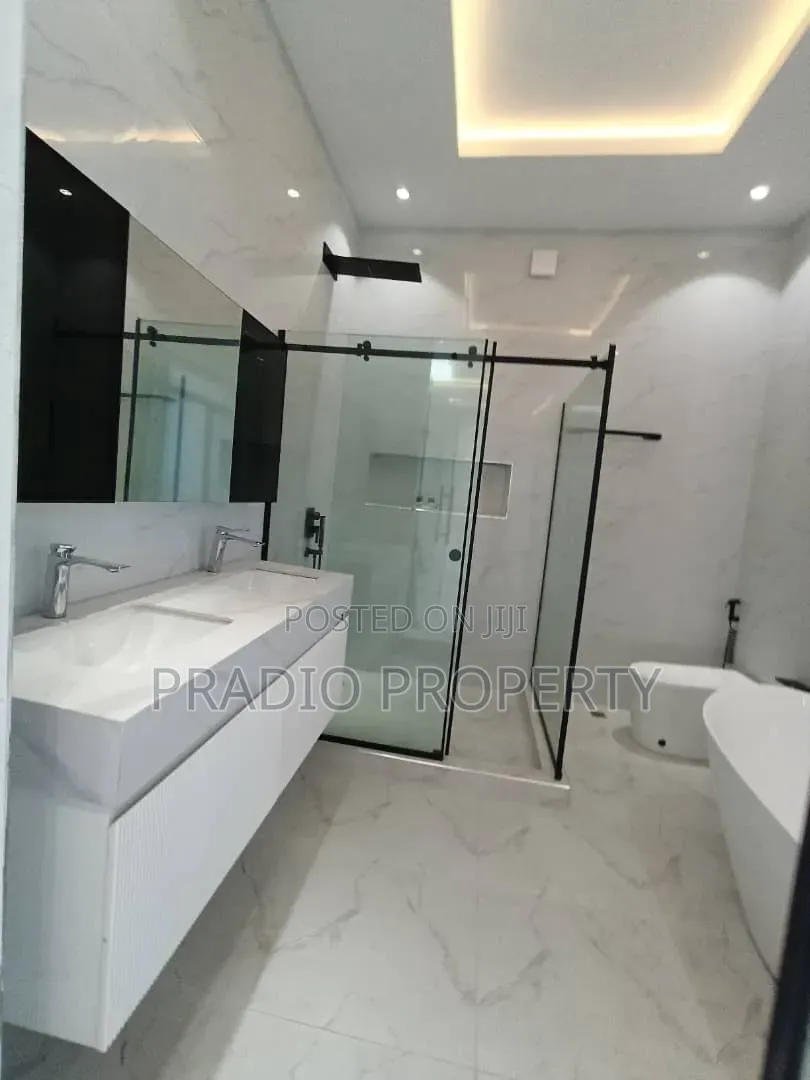 4bdrm Duplex in Royal Garden Estate, Ajiwe for sale in Ajiwe