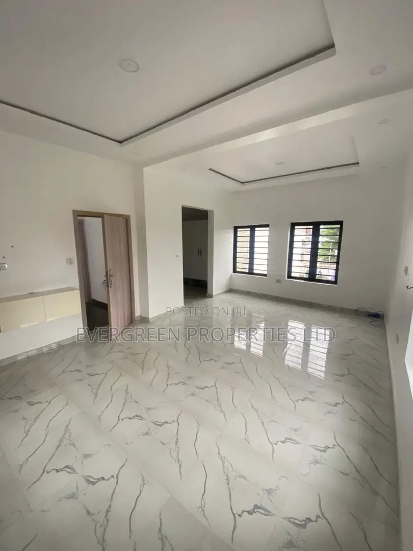 4bdrm Townhouse / Terrace in Adeola Odeku for rent in Adeola Odeku