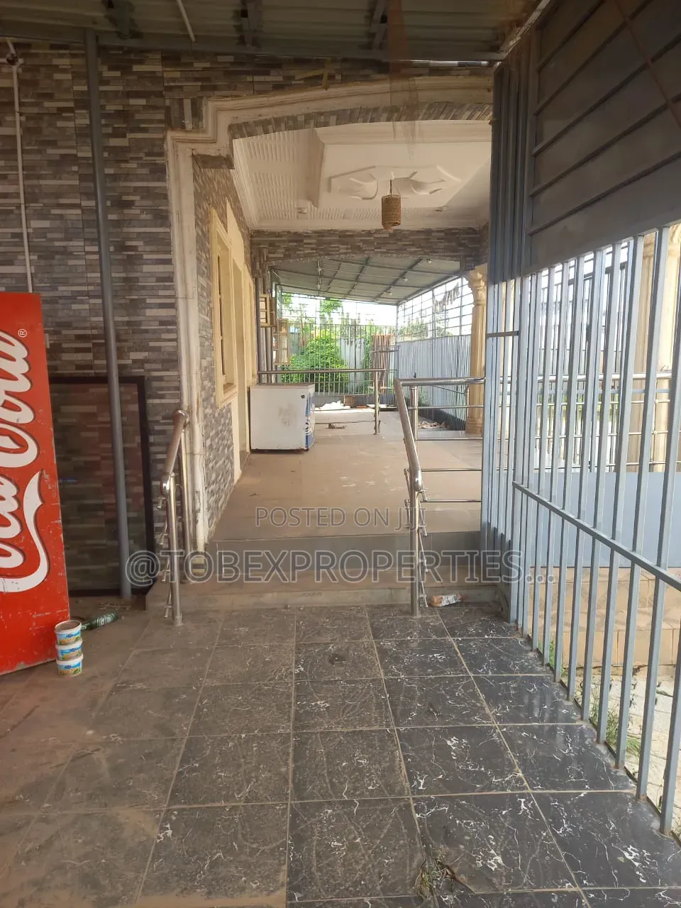 5bdrm Bungalow in Abacha Road, Karu for sale in Karu
