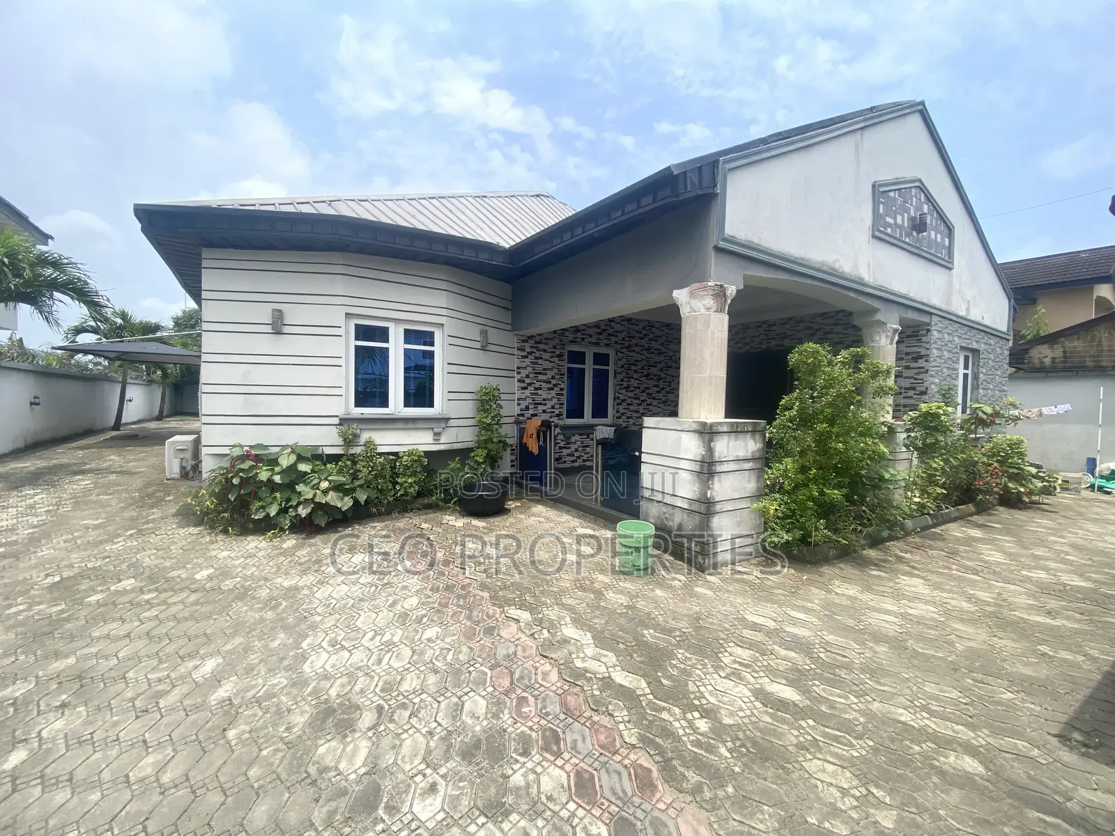 4bdrm Bungalow in Estaye/Ado Road for rent in Ado / Ajah