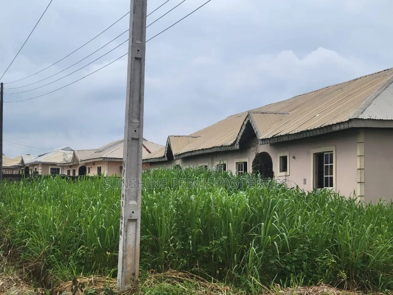 3bdrm Block of Flats in Rabathel Estate, Akure for sale in Akure
