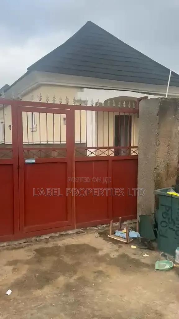3bdrm Bungalow in Apo Wumba, Wasa for sale in Wasa