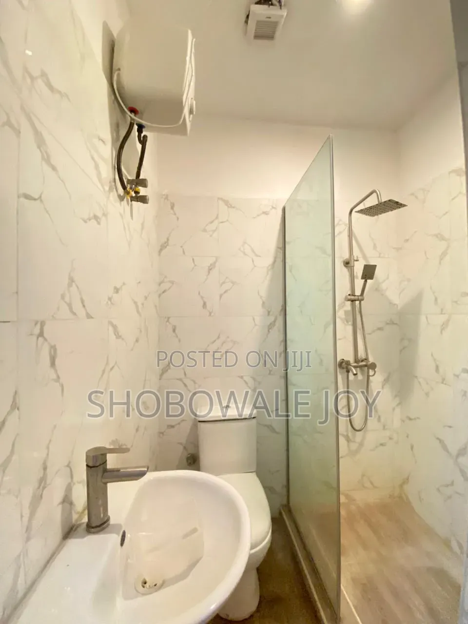 4bdrm Duplex in Ikota for rent in Ikota