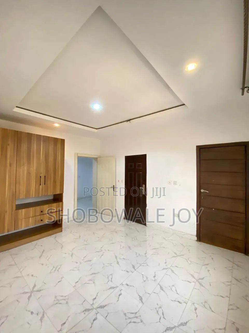 4bdrm Duplex in Ikota for rent in Ikota