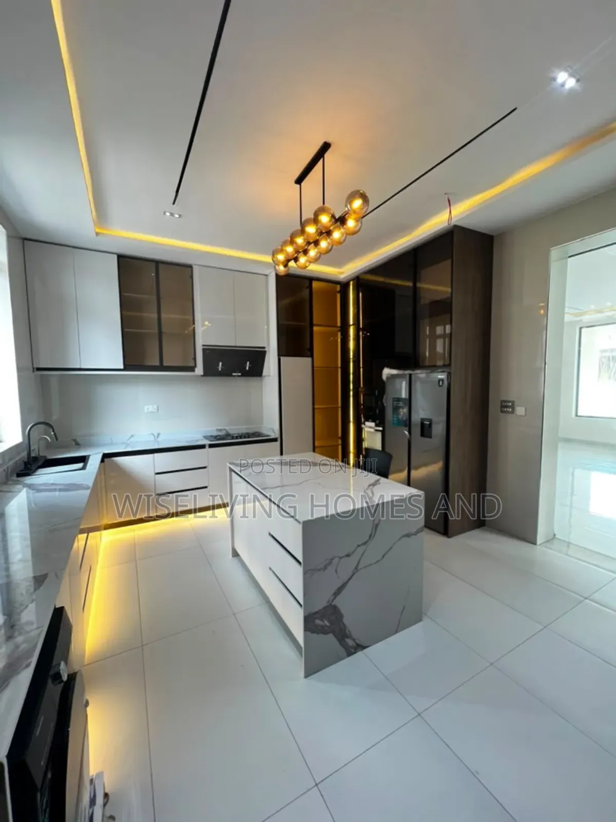 5bdrm Duplex in 2Nd Toll Gate Lekki for sale in Lekki