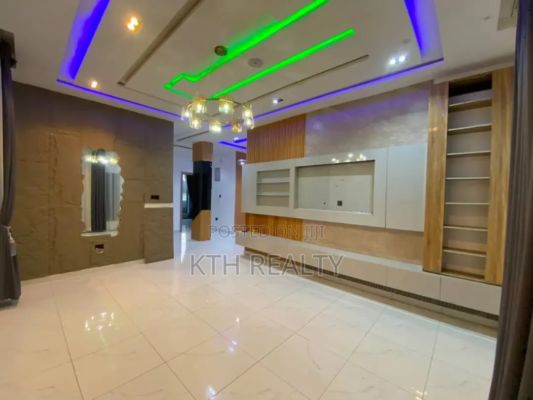 2bdrm Apartment in Lekki for rent in Lekki Phase 1