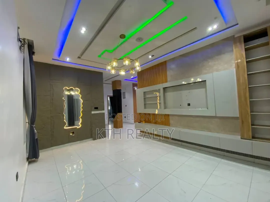 2bdrm Apartment in Lekki for rent in Lekki Phase 1