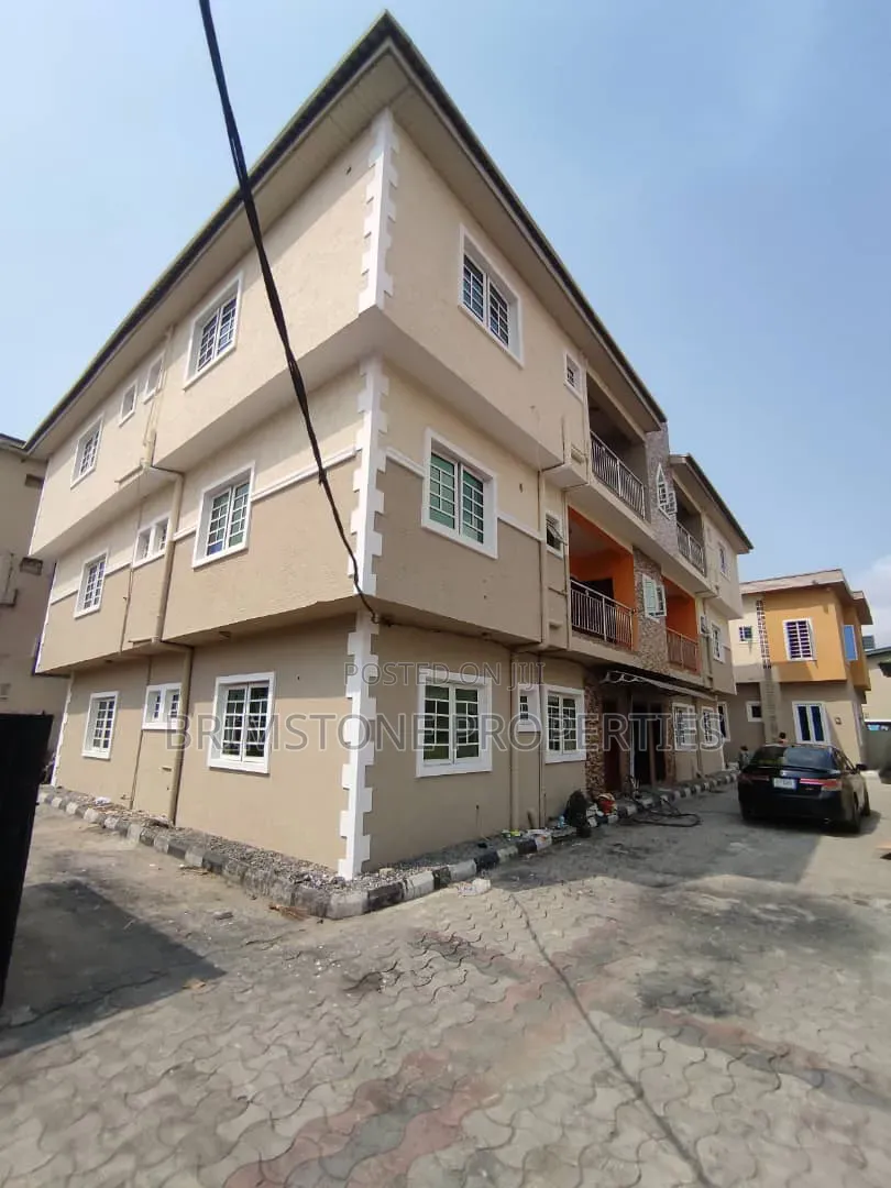 Furnished 2bdrm Apartment in Osapa london for rent in Osapa london