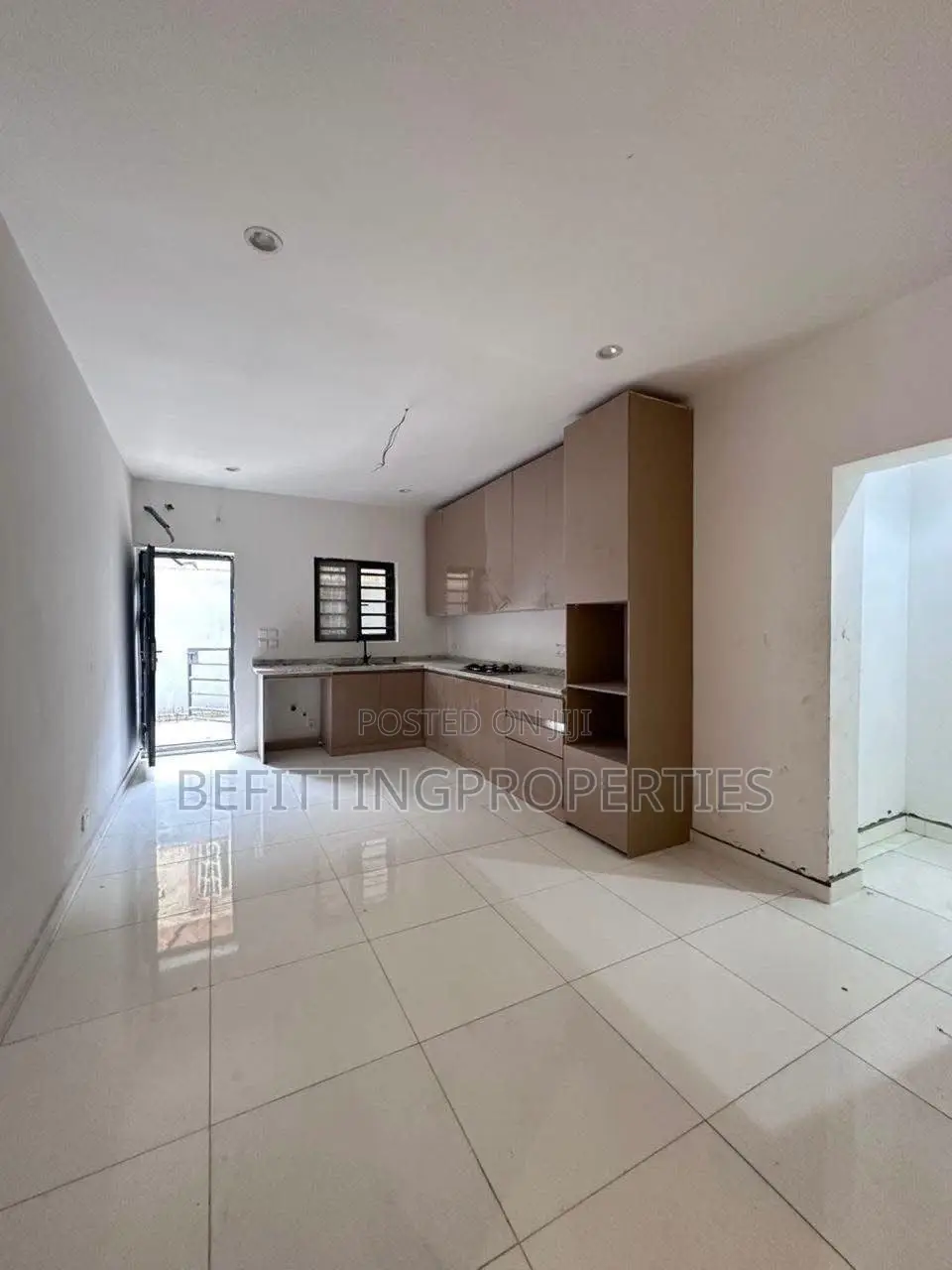 4bdrm Duplex in Lekki for sale in Lekki