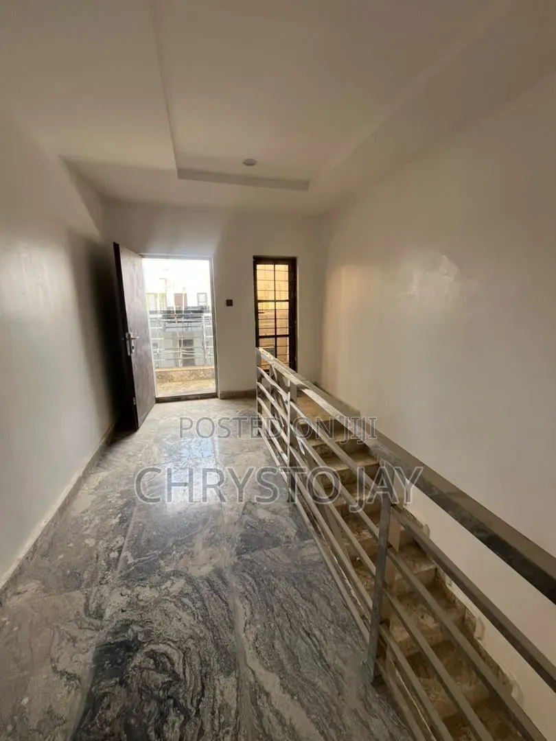 3bdrm Townhouse / Terrace in Along Sunnyvale, Lokogoma for rent in Lokogoma