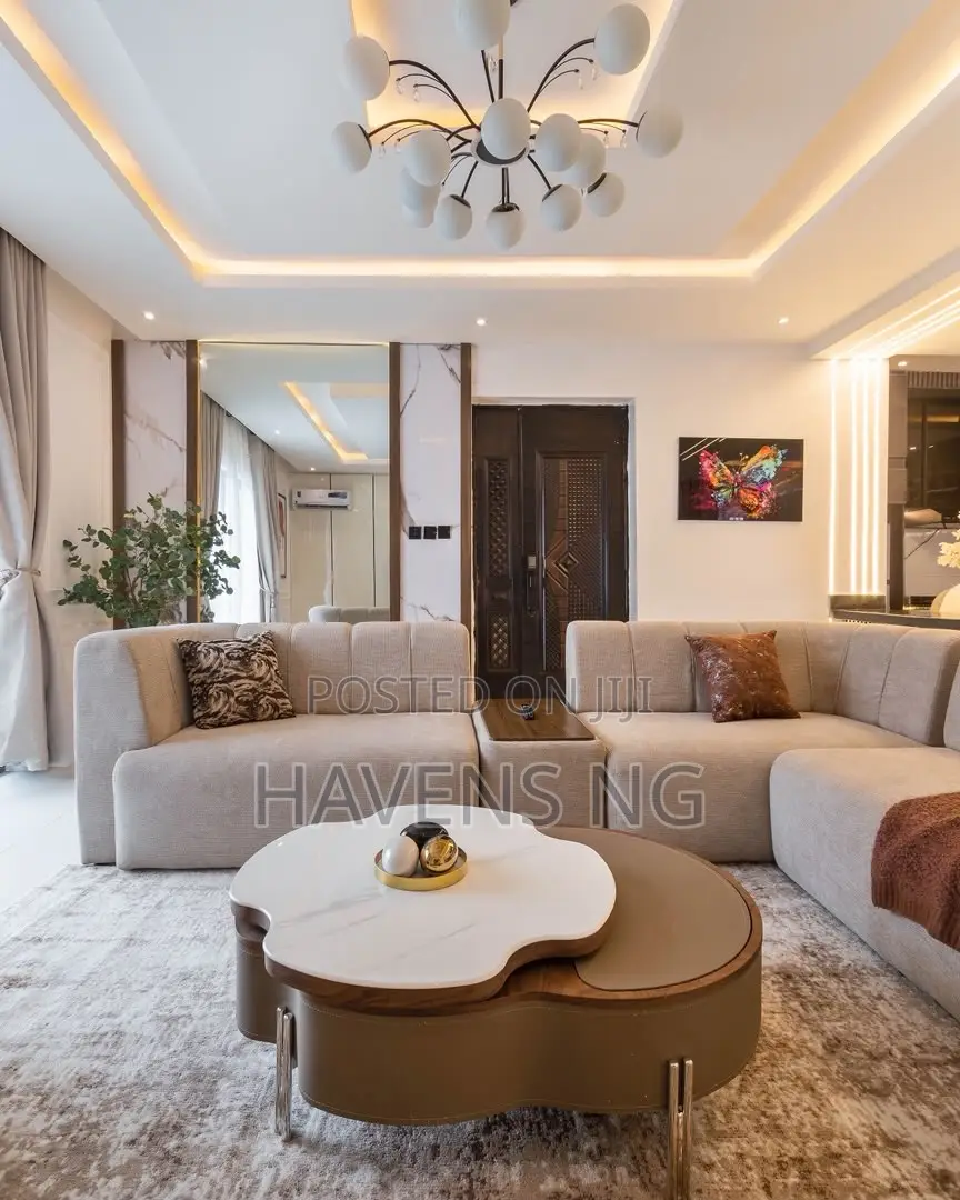 Luxury Vibes Only 2-Bedroom Shortlet Apartment in Lekki Phase 1