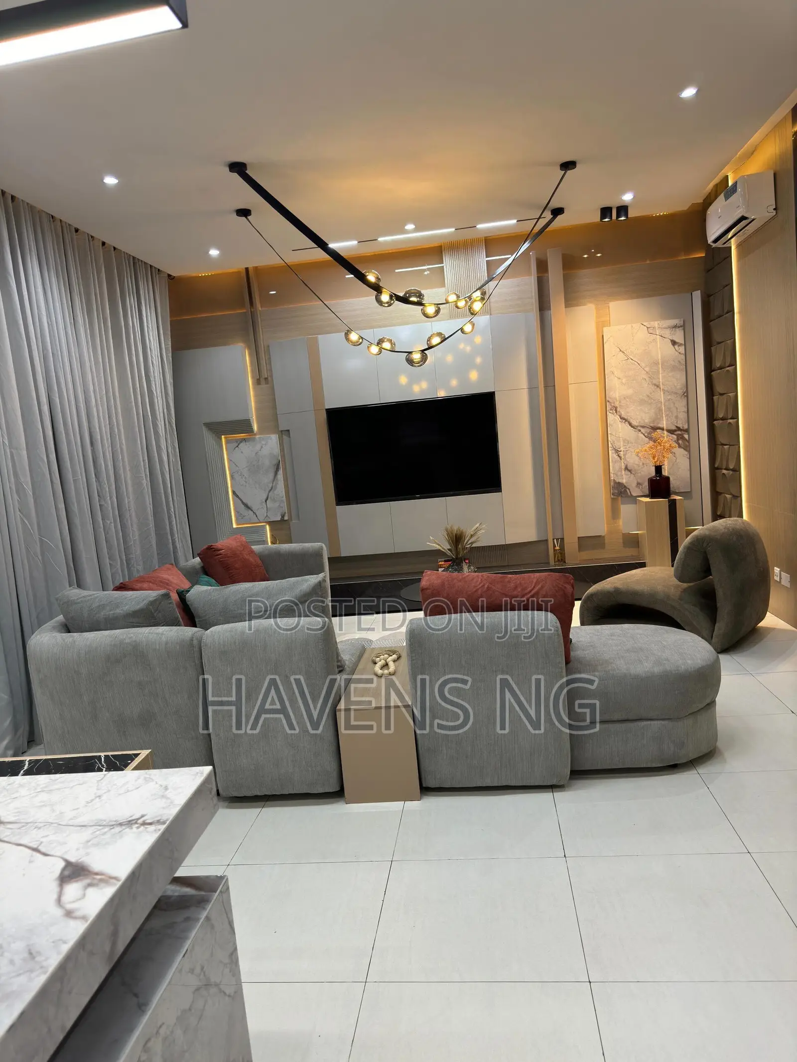 1-Bedroom Apartment With City View Rooftop Arena in Lekki Phase 1