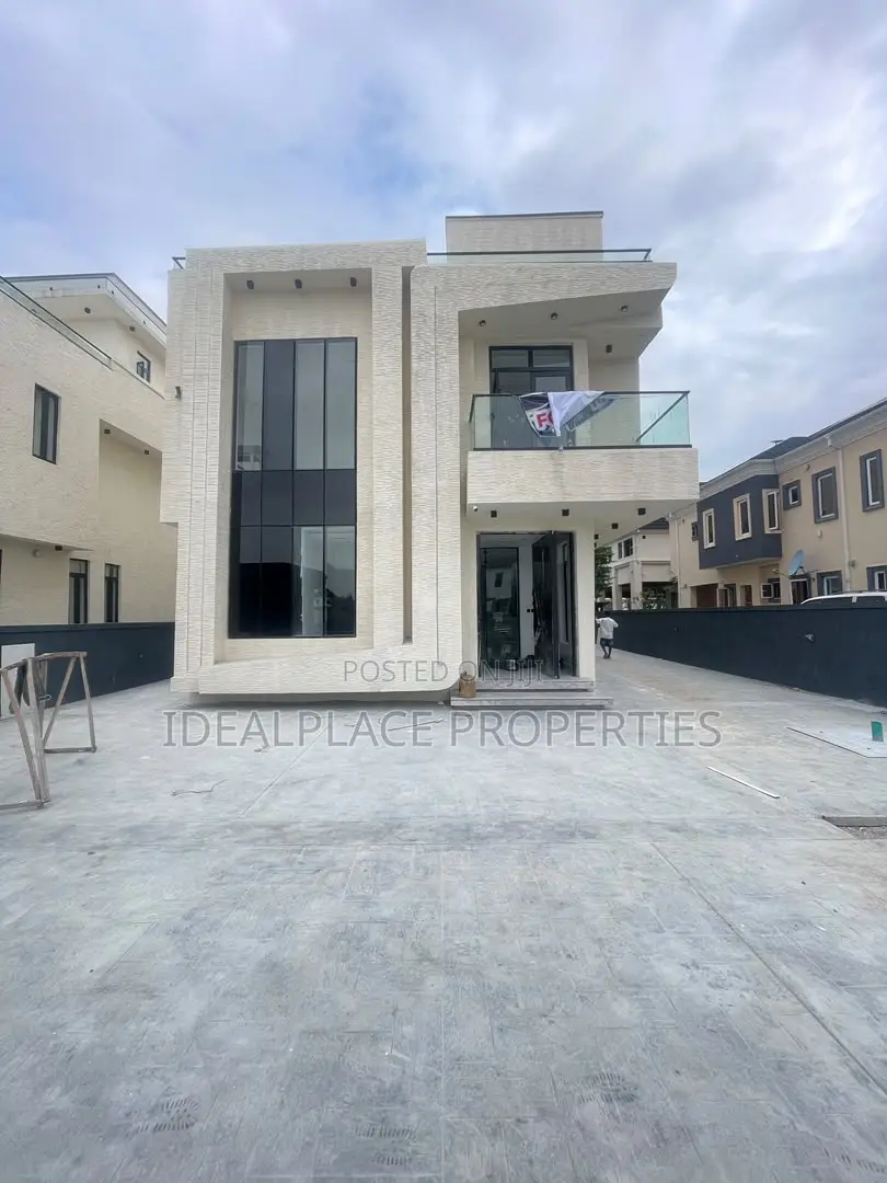 5bdrm Duplex in Ajah for sale in Ajah
