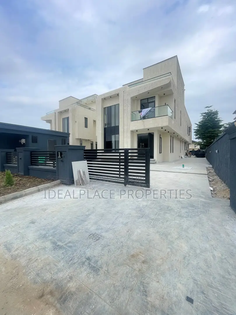 5bdrm Duplex in Ajah for sale in Ajah