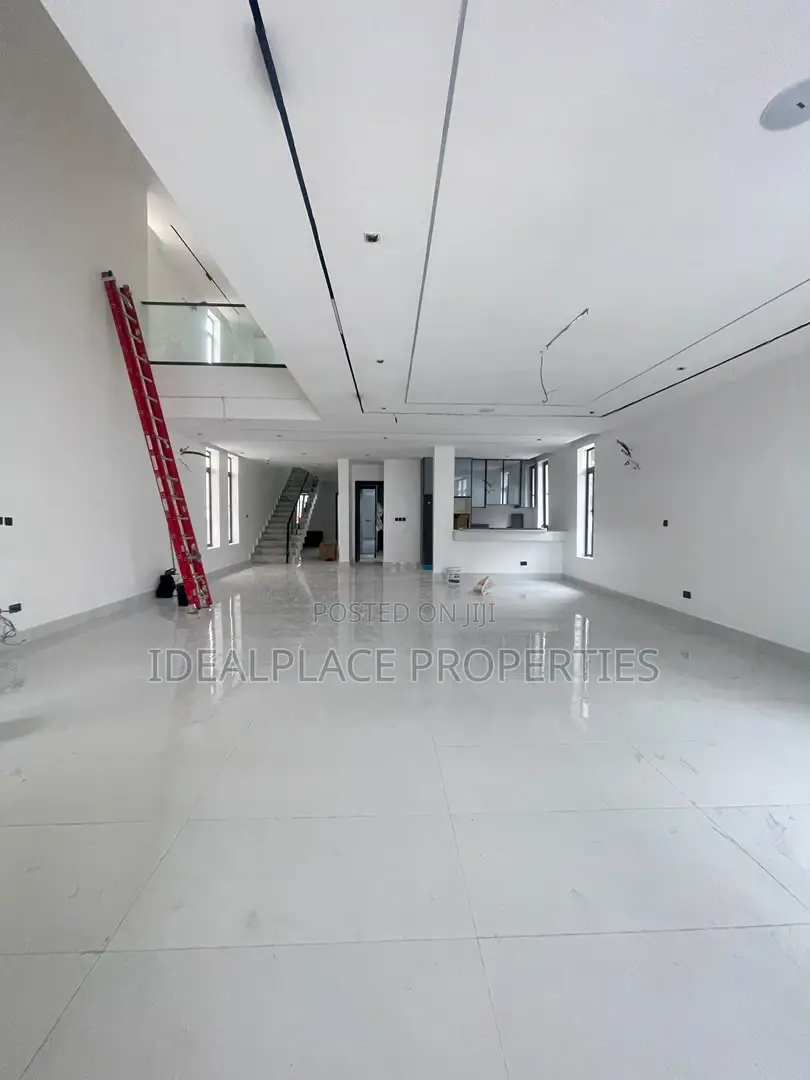 5bdrm Duplex in Ajah for sale in Ajah