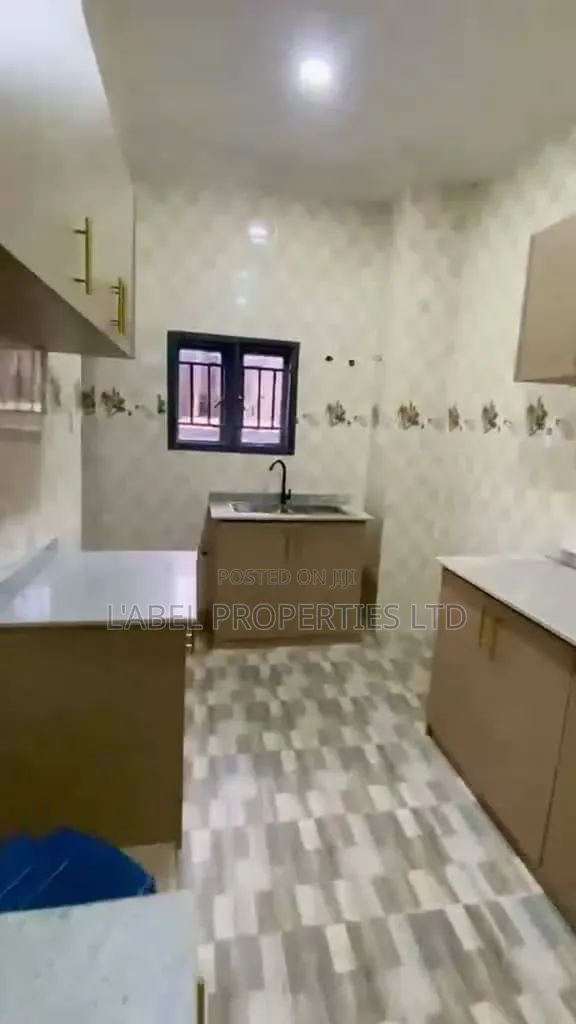 2bdrm Block of Flats in Nnpc Estate Lokogoma for rent in Lokogoma