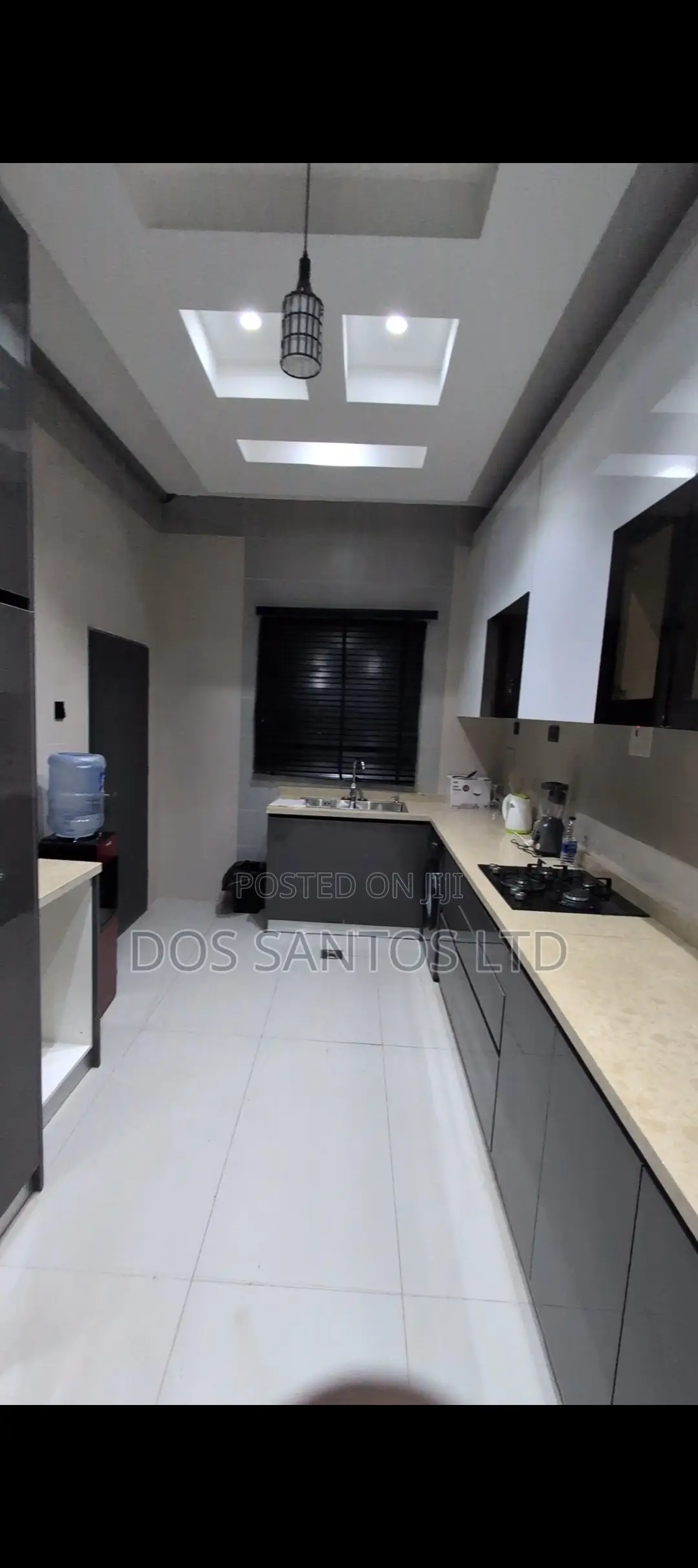 Dos Santos Apartments in Life Camp