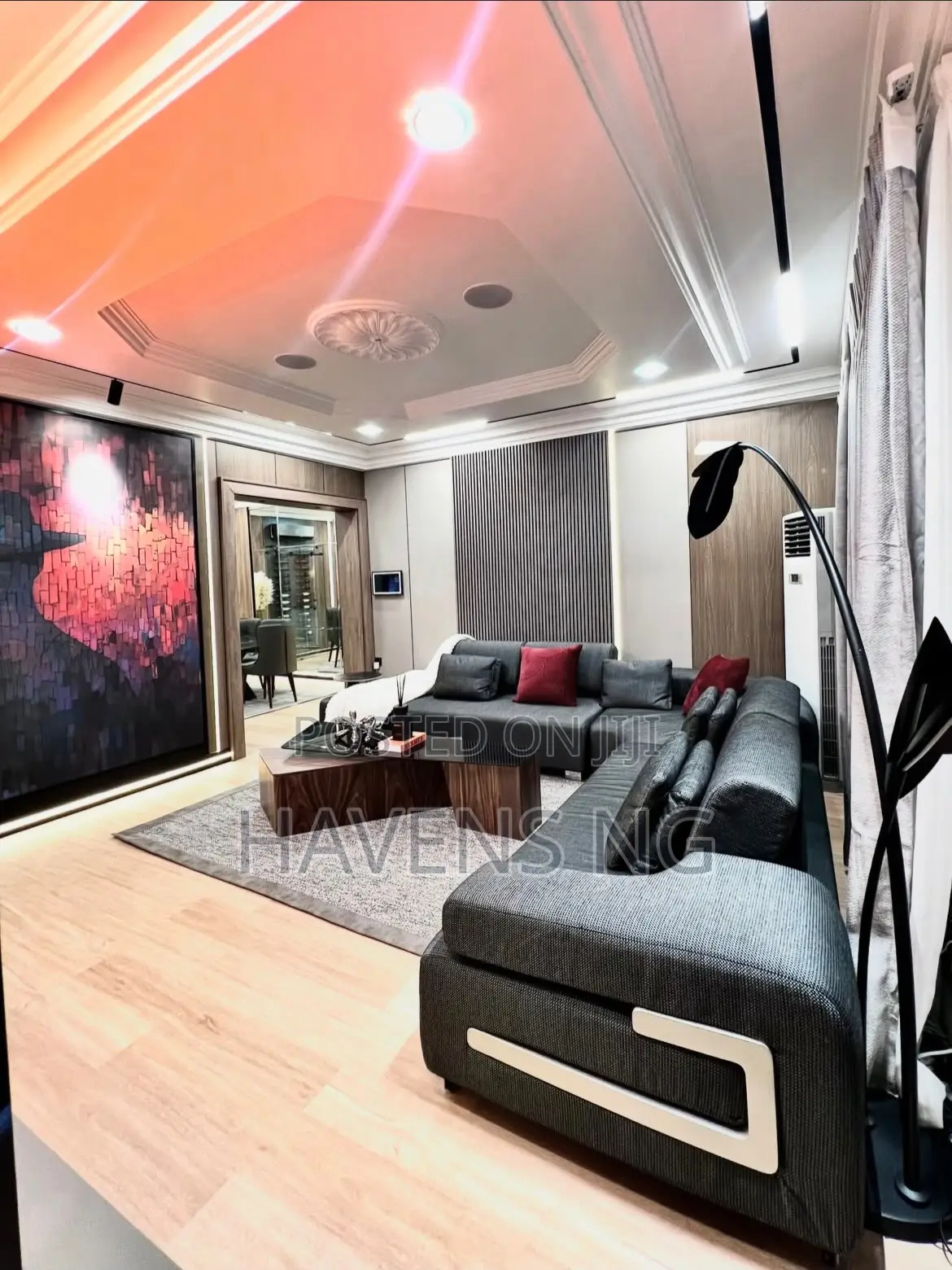 Luxurious 3-Bedroom Apartment in Zone 2 / Wuse