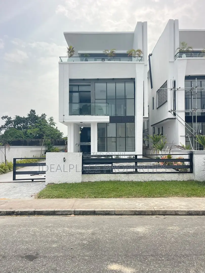 5bdrm Duplex in Royal Garden Estate, Ajah for sale in Ajah