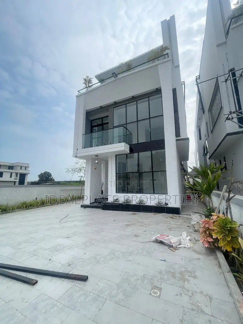5bdrm Duplex in Royal Garden Estate, Ajah for sale in Ajah
