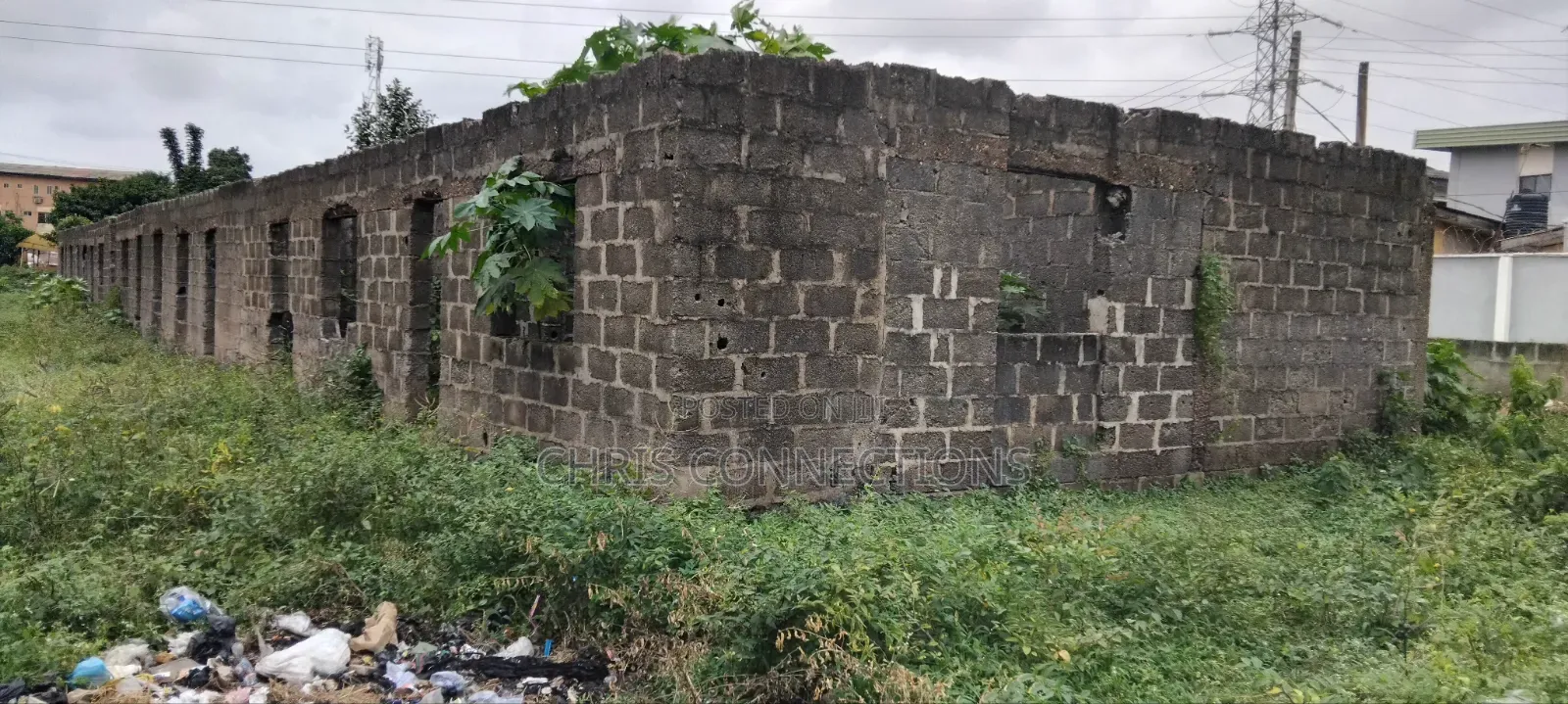 Uncompleted Building 60 by 120 in Ejigbo / Ejigbo