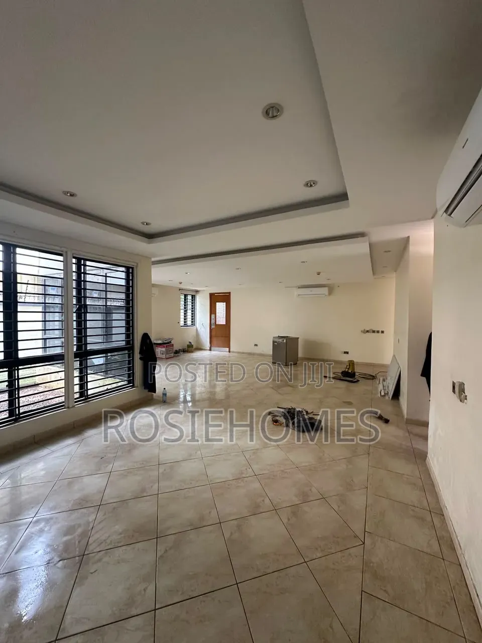 4bdrm Duplex in Banana Island for rent in Banana Island