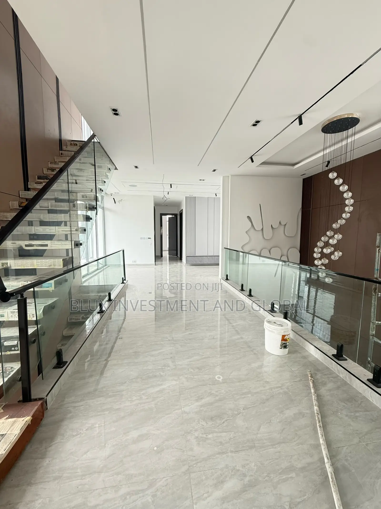 5bdrm Duplex in Off Plantinum Way for sale in Osapa london
