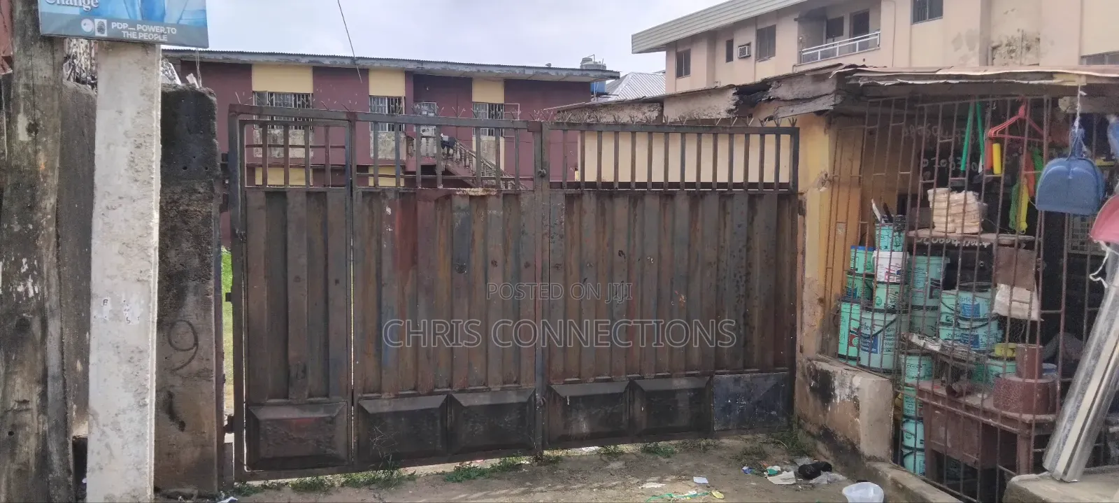 3bdrm Block of Flats in Ejigbo / Ejigbo for sale in Ejigbo / Ejigbo