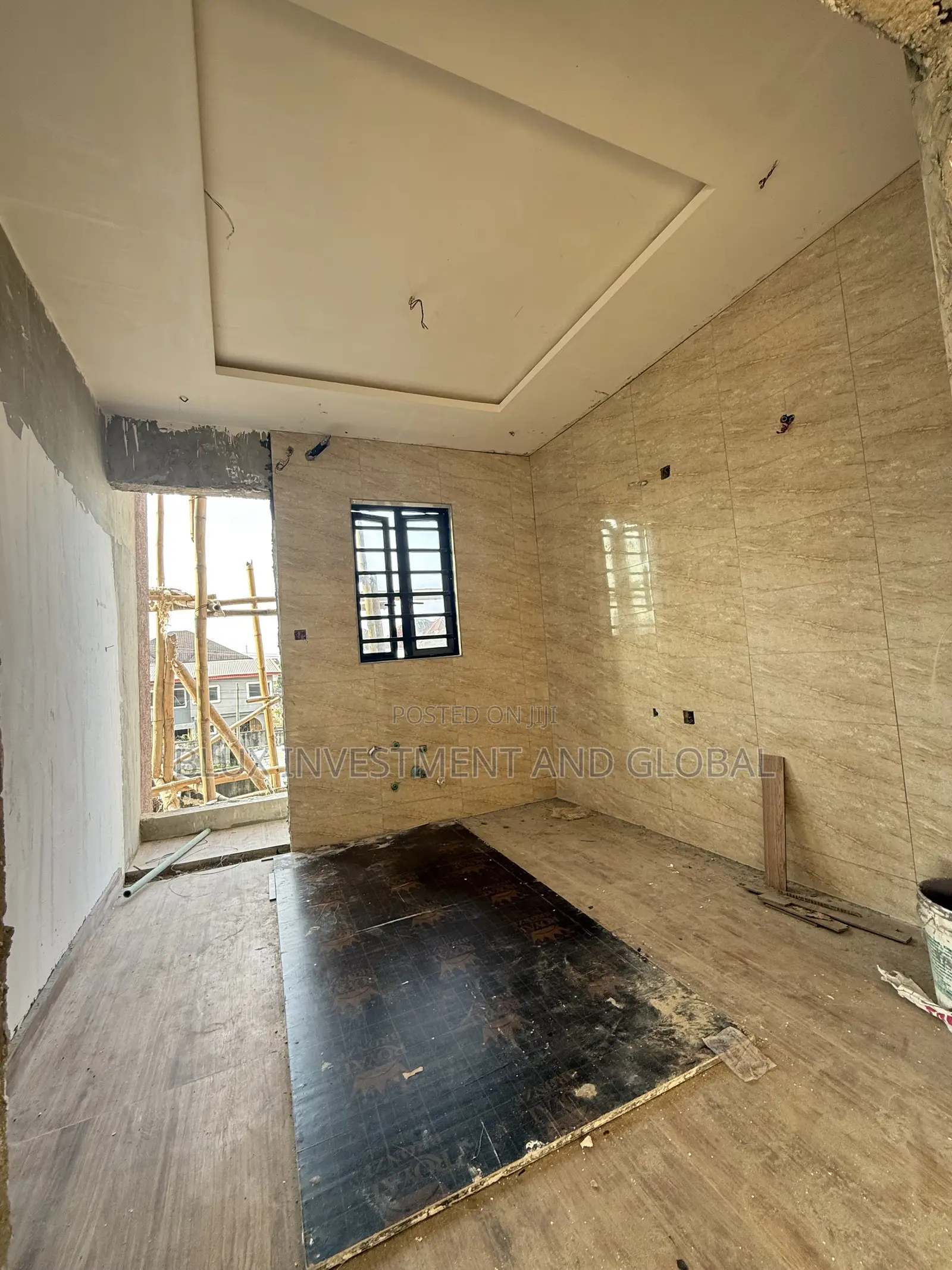 2bdrm Apartment in A Secured Close, Ologolo for sale in Ologolo