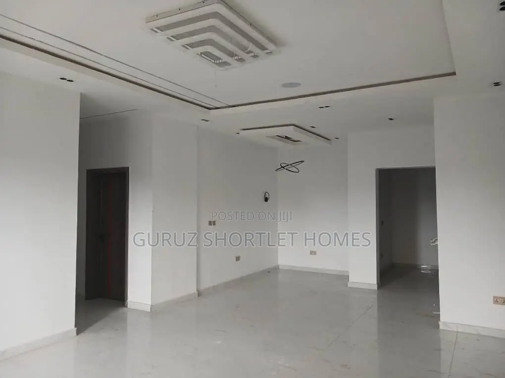 Luxuriously 3bedroom Flat With a Maid's Room at Ikeja GRA in Ikeja GRA